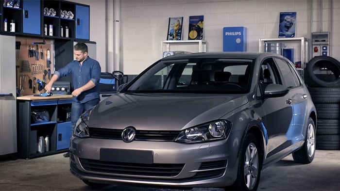 Jak wymienić żarówki w Volkswagenie Golfie VII