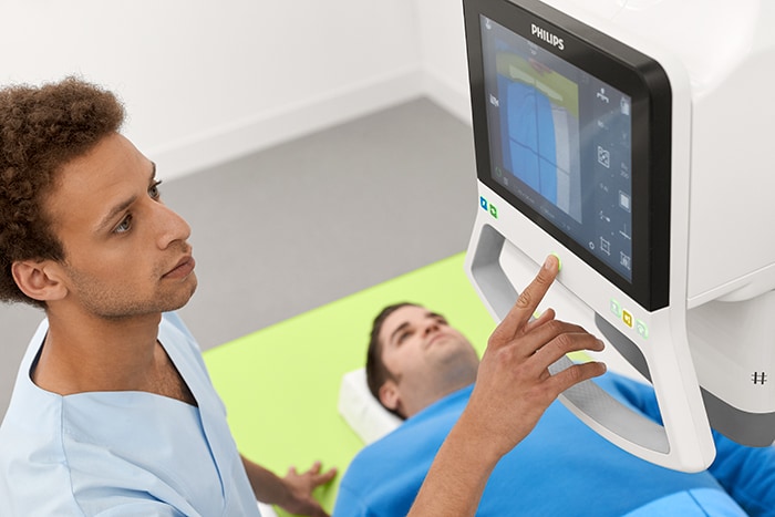 Digital Diagnost C90 – technika badań jamy brzusznej na stole u pacjentów z otyłością (p-abdomen)