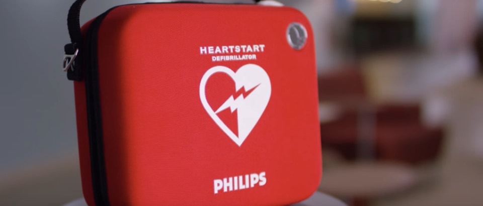 Film dotyczący defibrylatorów AED w serwisie YouTube