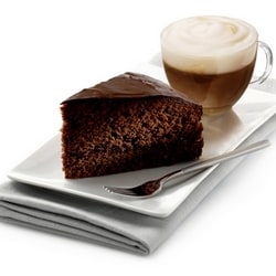 Przepis na mocno czekoladowy tort Sachera - wiedeński deser | Philips
