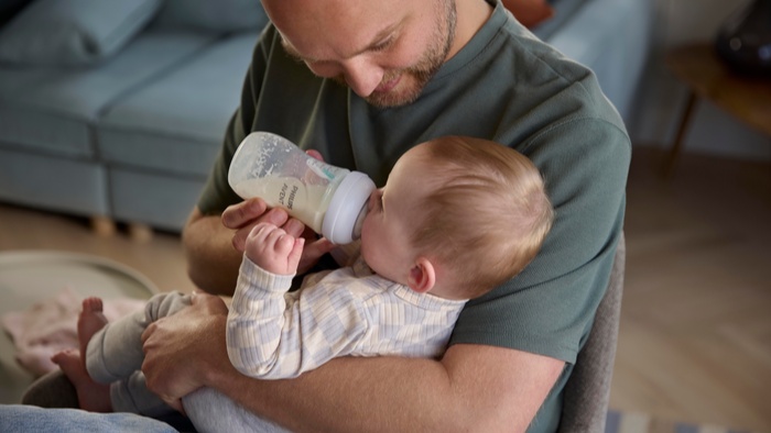 Rola podgrzewaczy i sterylizator&oacute;w w przygotowaniu butelki i mleka dla noworodka