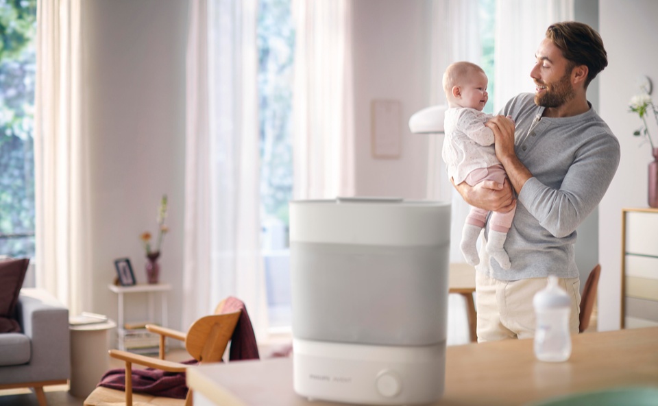 sterylizator do butelek Philips Avent - przydatne urządzenie dla rodzic&oacute;w