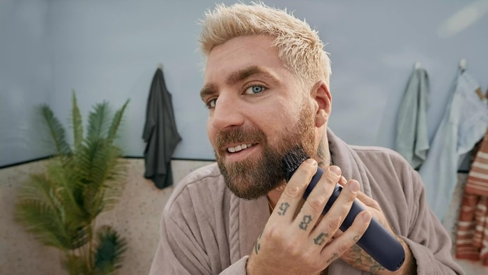 Bokobrody i baczki męskie - jak zapuścić i stylizować?