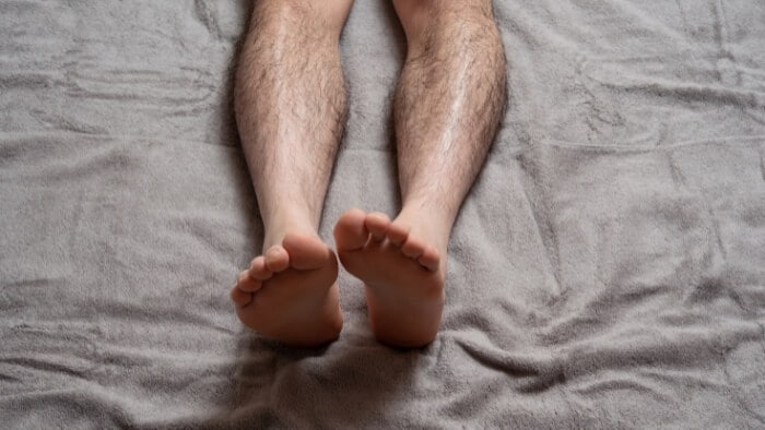Golenie nóg u mężczyzn – jak się do tego zabrać?