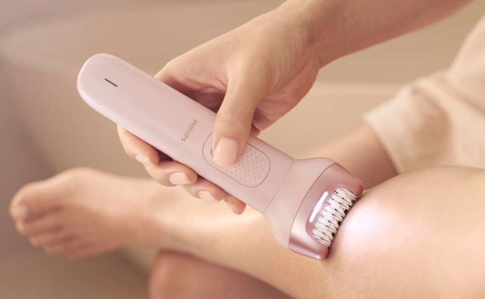 Depilator Philips seria 9000 BRE719/00